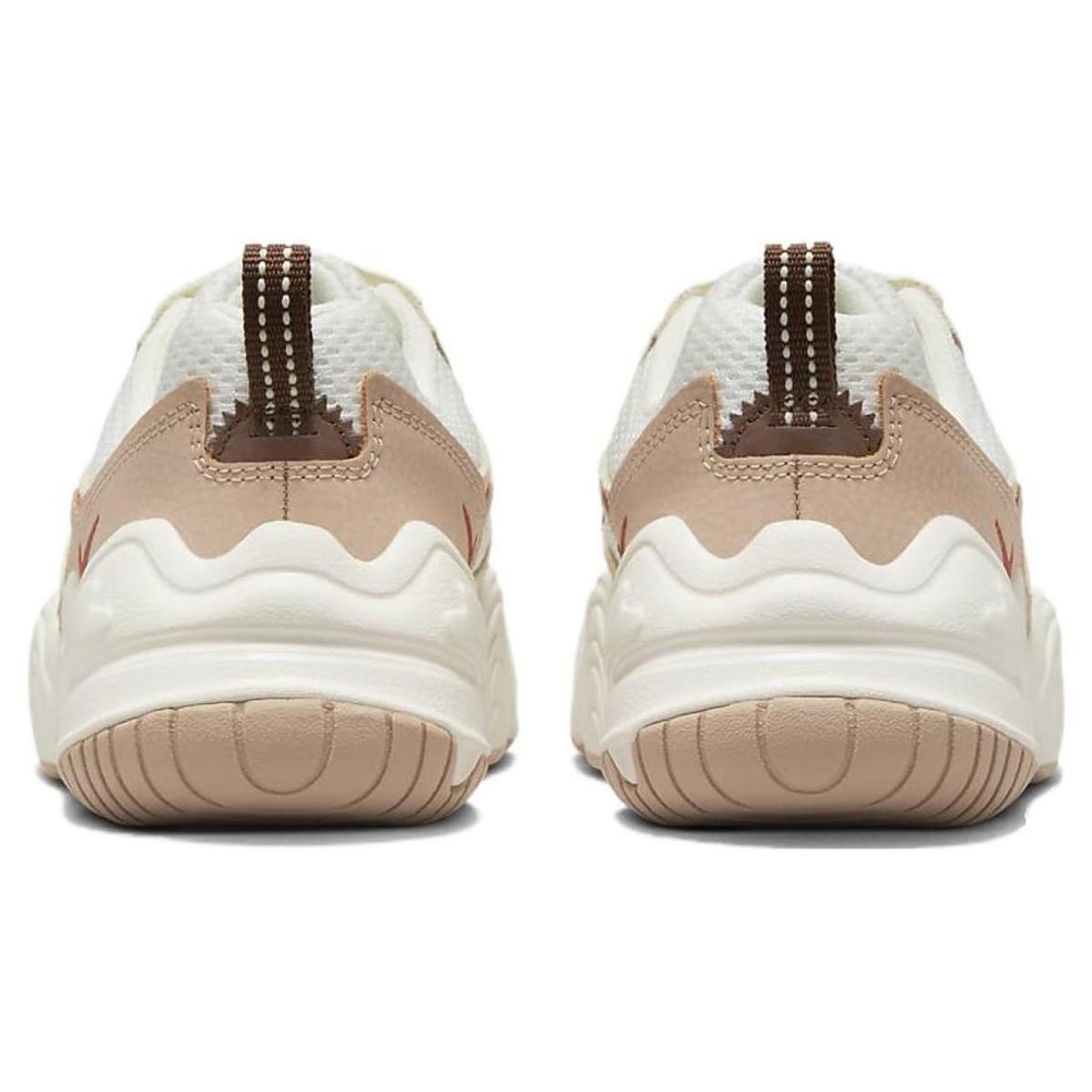 Nike Tech Hera