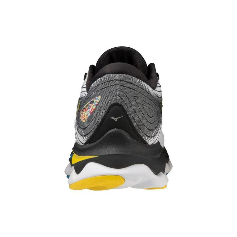 Mizuno Wave Sky 6