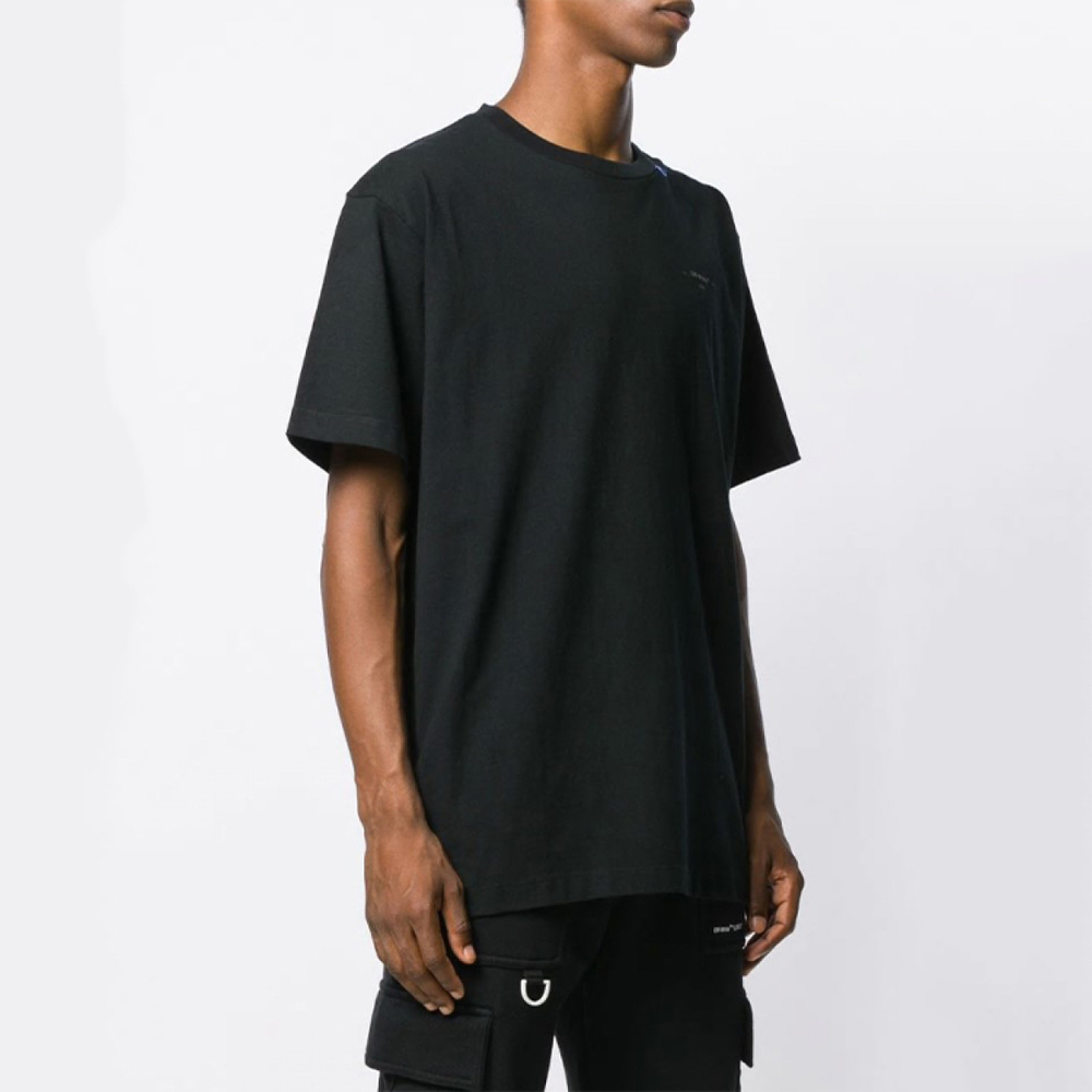 OFF-WHITE T