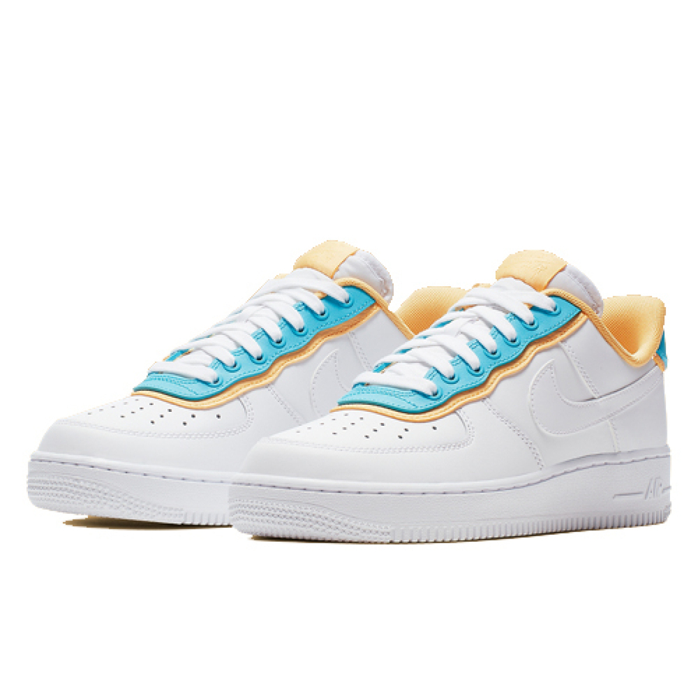 Nike Air Force 1 SE