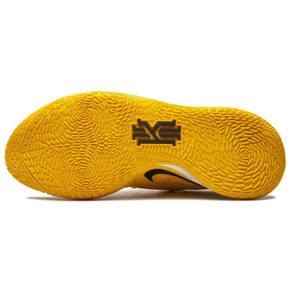 Nike Kyrie Low 2 TB