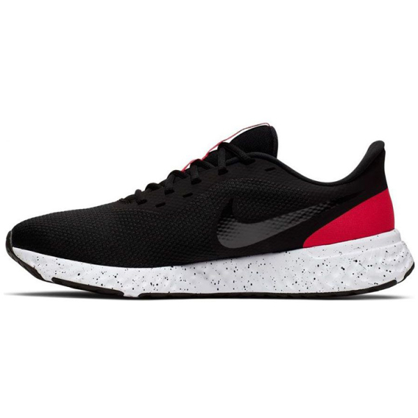 Nike REVOLUTION 5