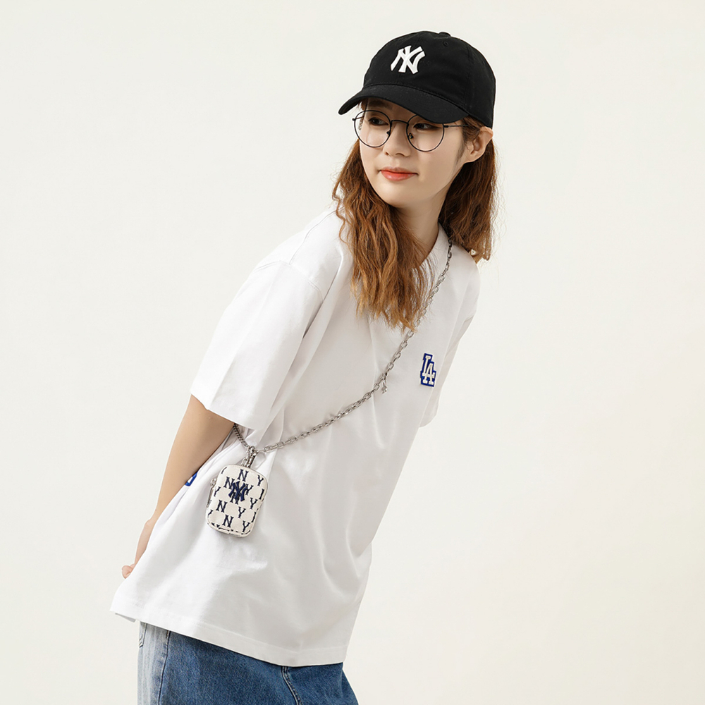MLB T