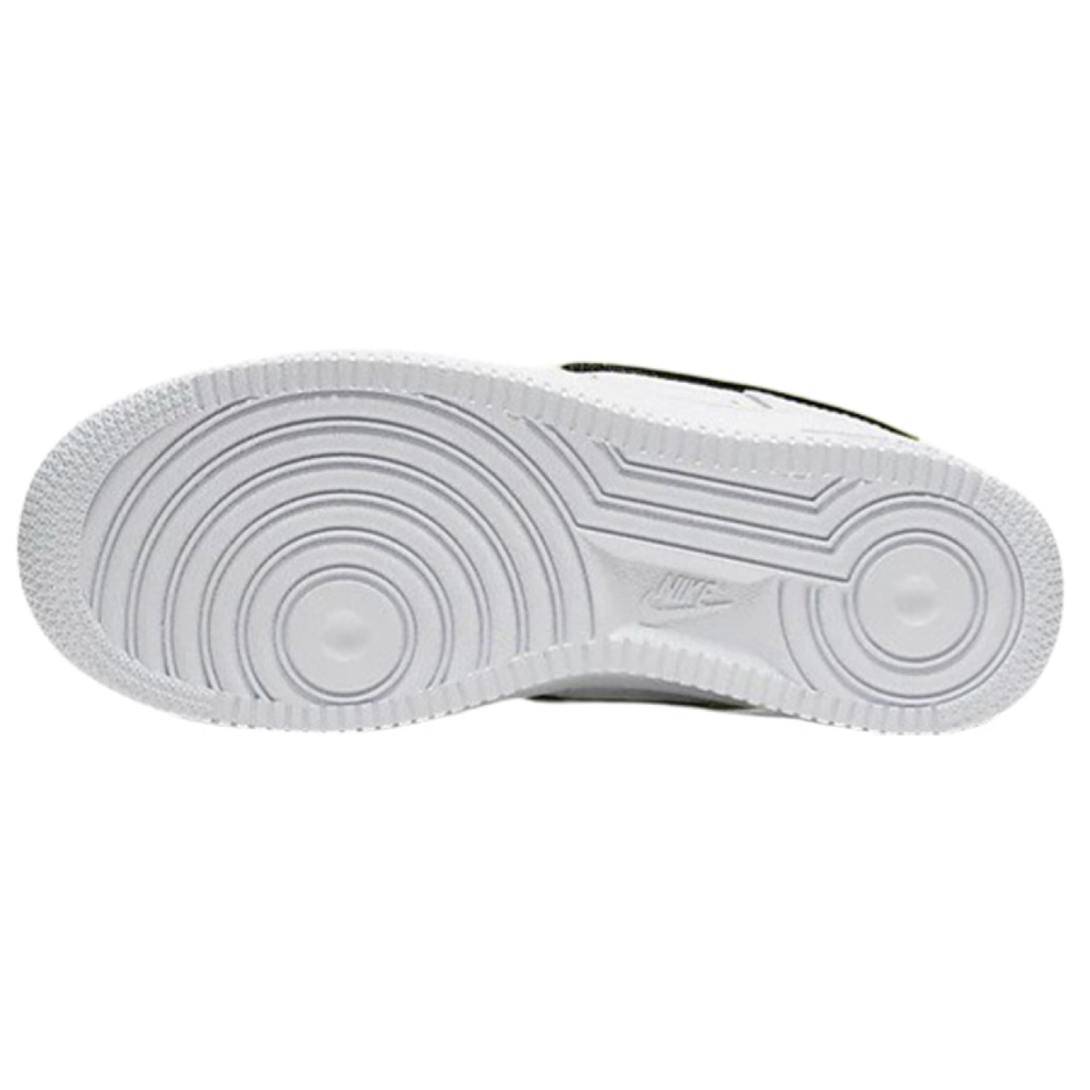 Nike Air Force 1 LV8 3