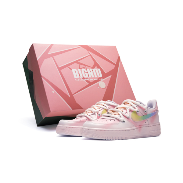 【 】 Nike Air Force 1 LE