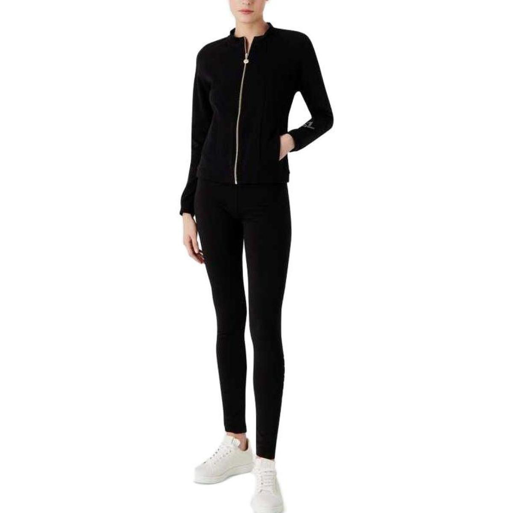EMPORIO ARMANI FW23 EA7 Logo