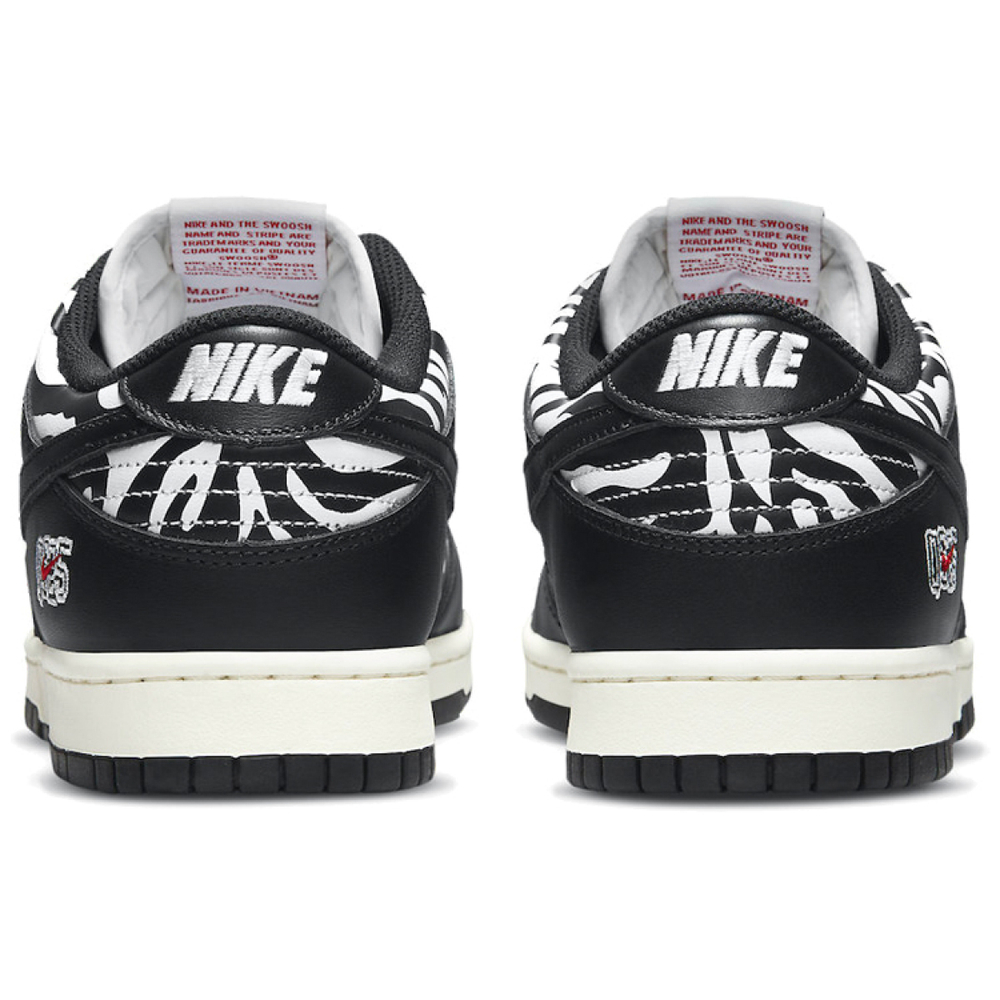 Nike Dunk SB Zebra