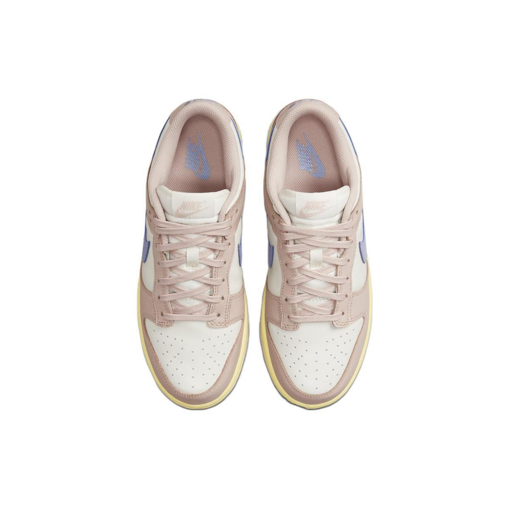 Nike Dunk pink oxford