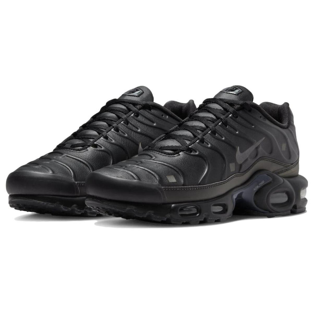 A-COLD-WALL* x Nike Air Max Plus "Onyx"