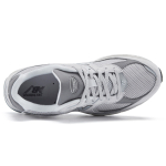 New Balance NB 2002R