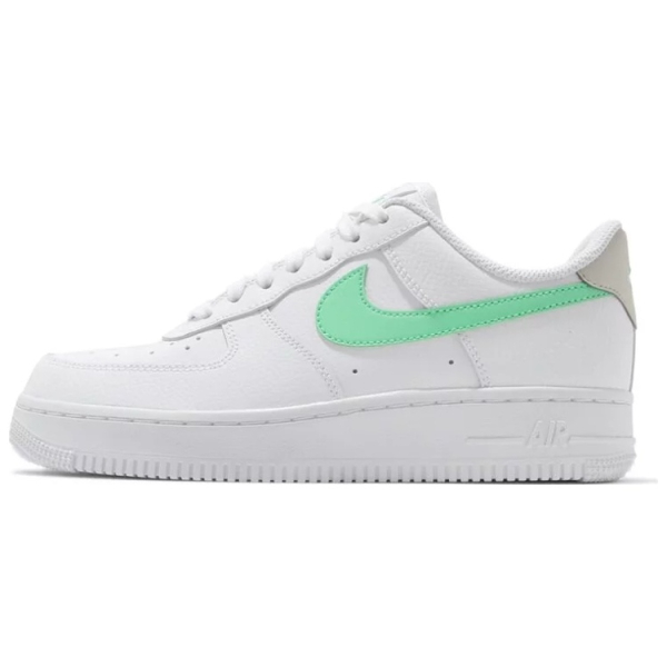 Nike Air Force 1 07