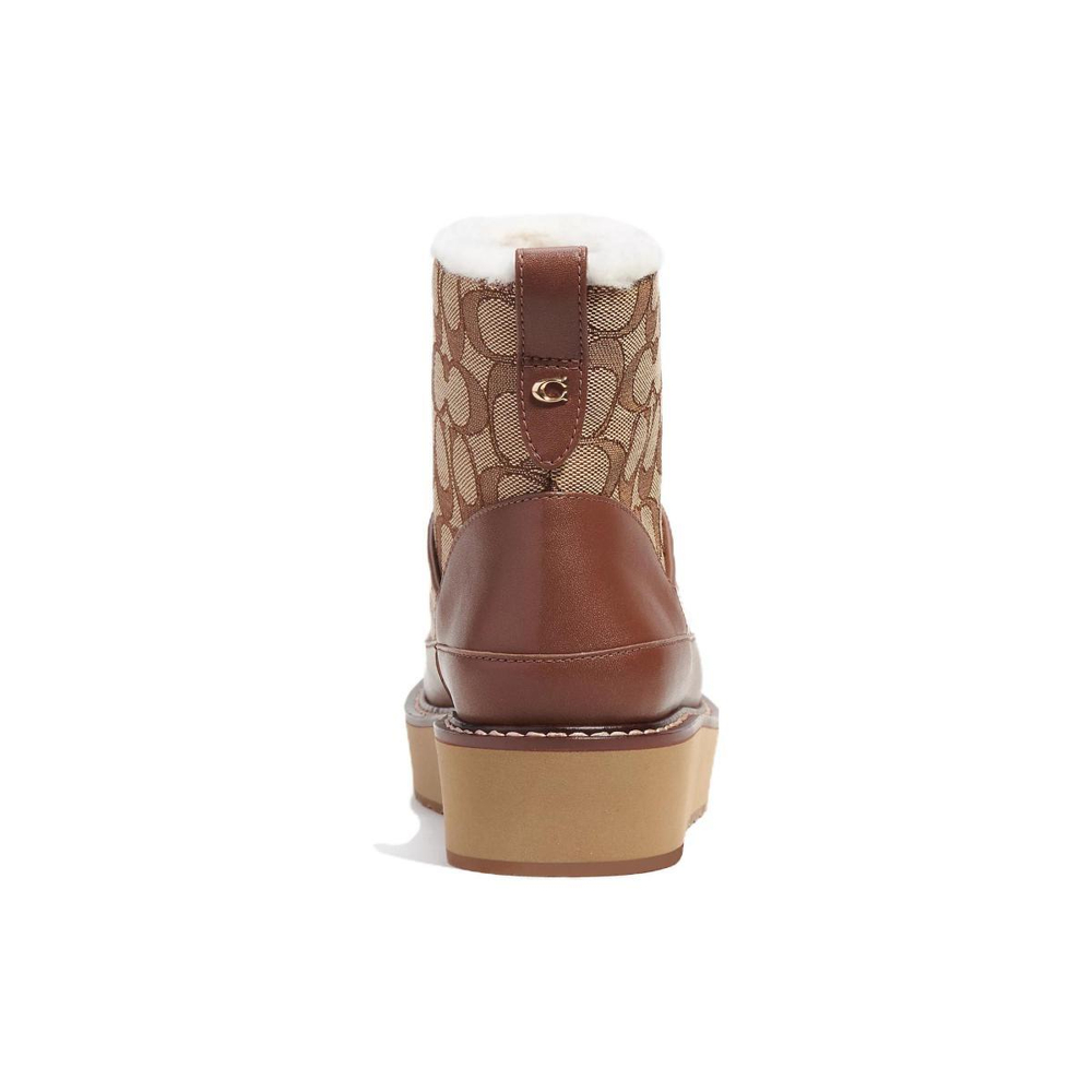 COACH Signature