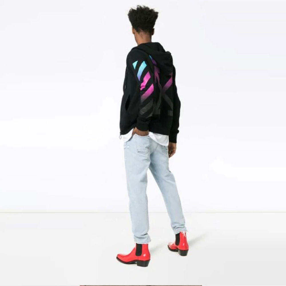 OFF-WHITE