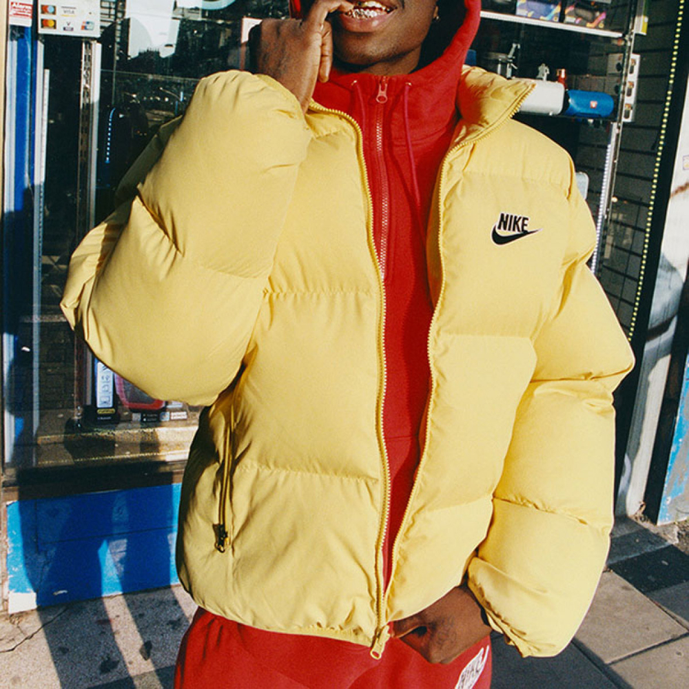 Supreme SS21 Week 3 x Nike Reversible Puffy Jacket SS21 Nike Logo