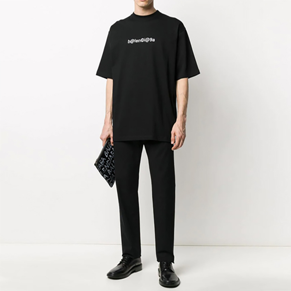 Balenciaga T