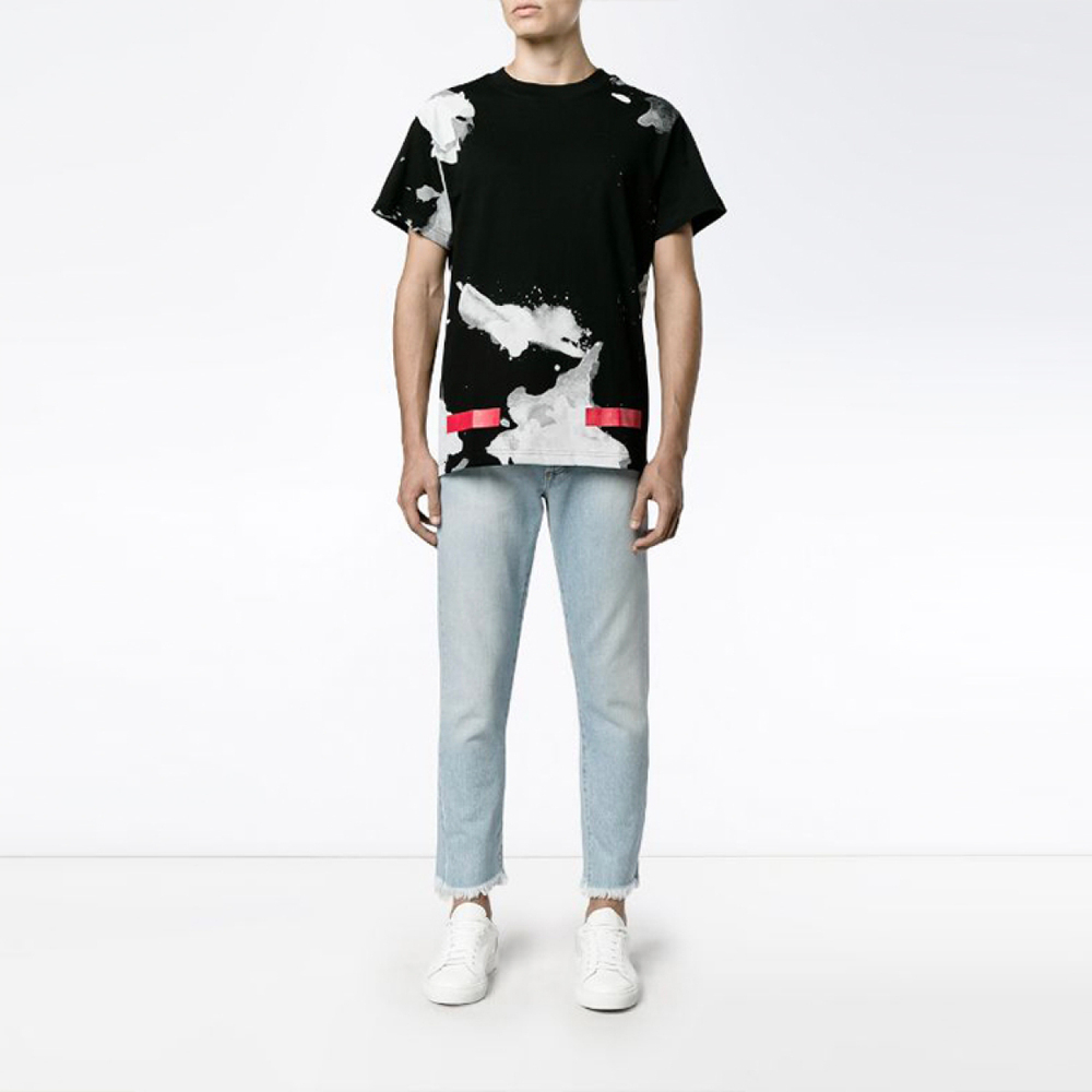 OFF-WHITE T