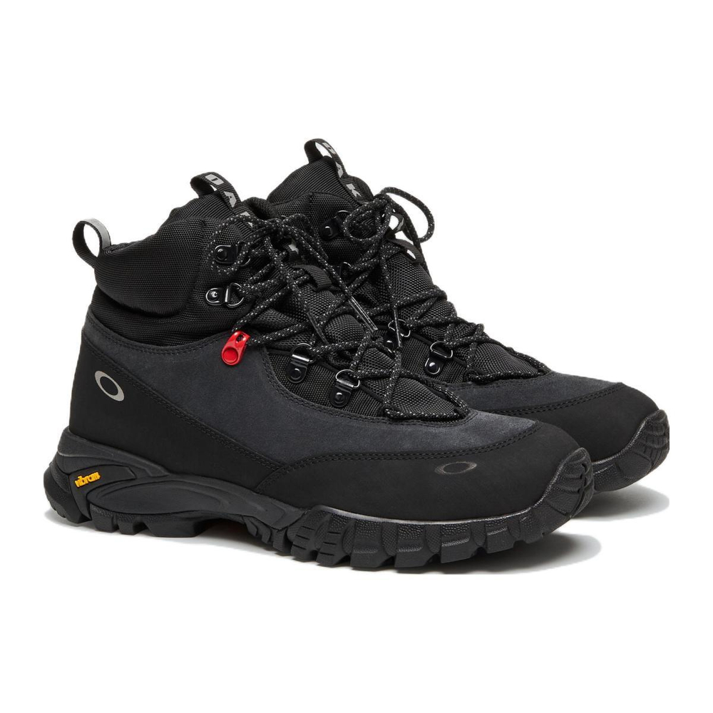 Oakley Traverse