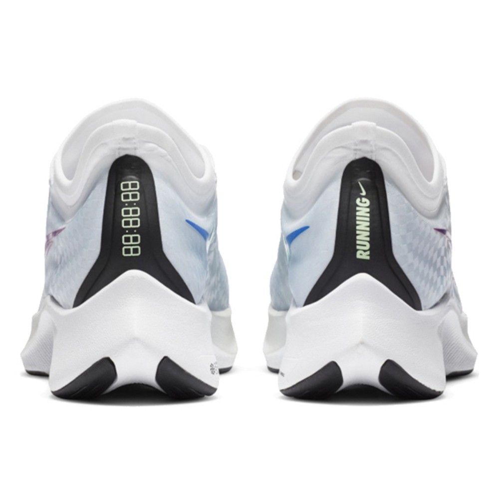 Nike Zoom Fly 3 logo