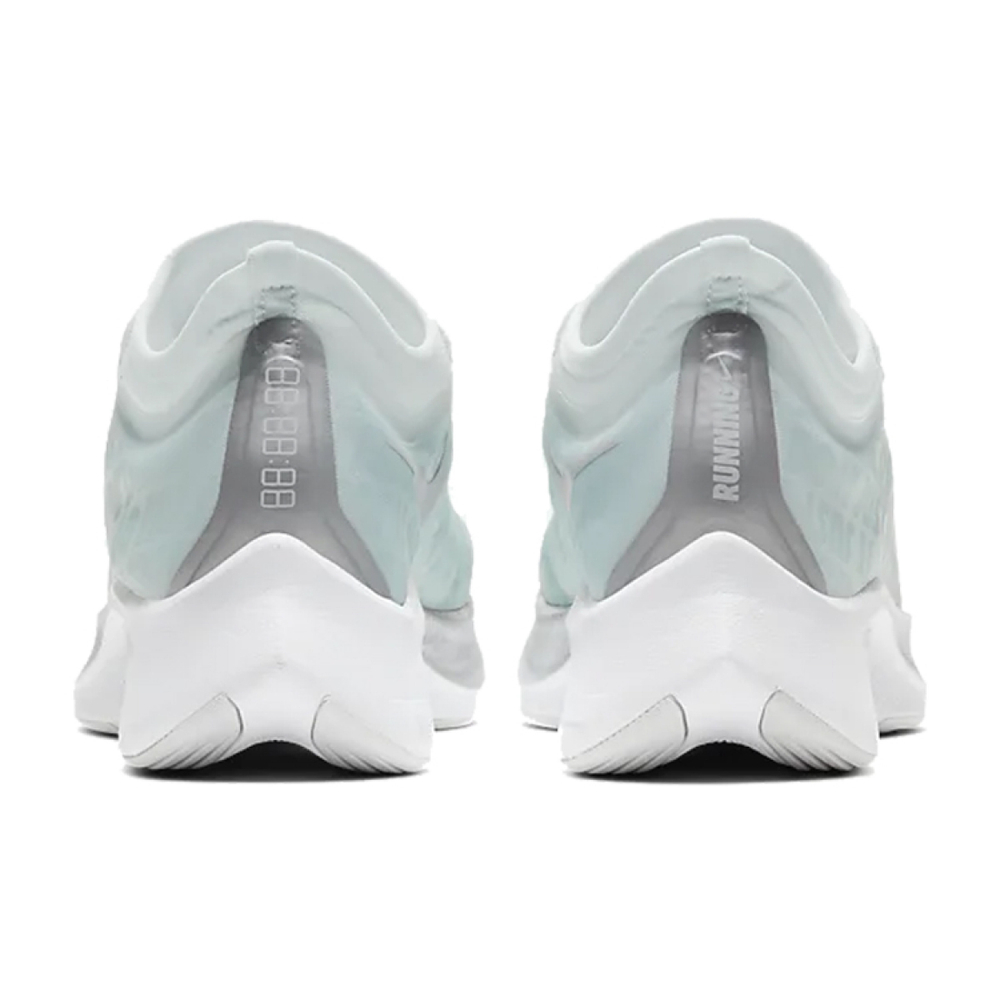 Nike Zoom Fly 3