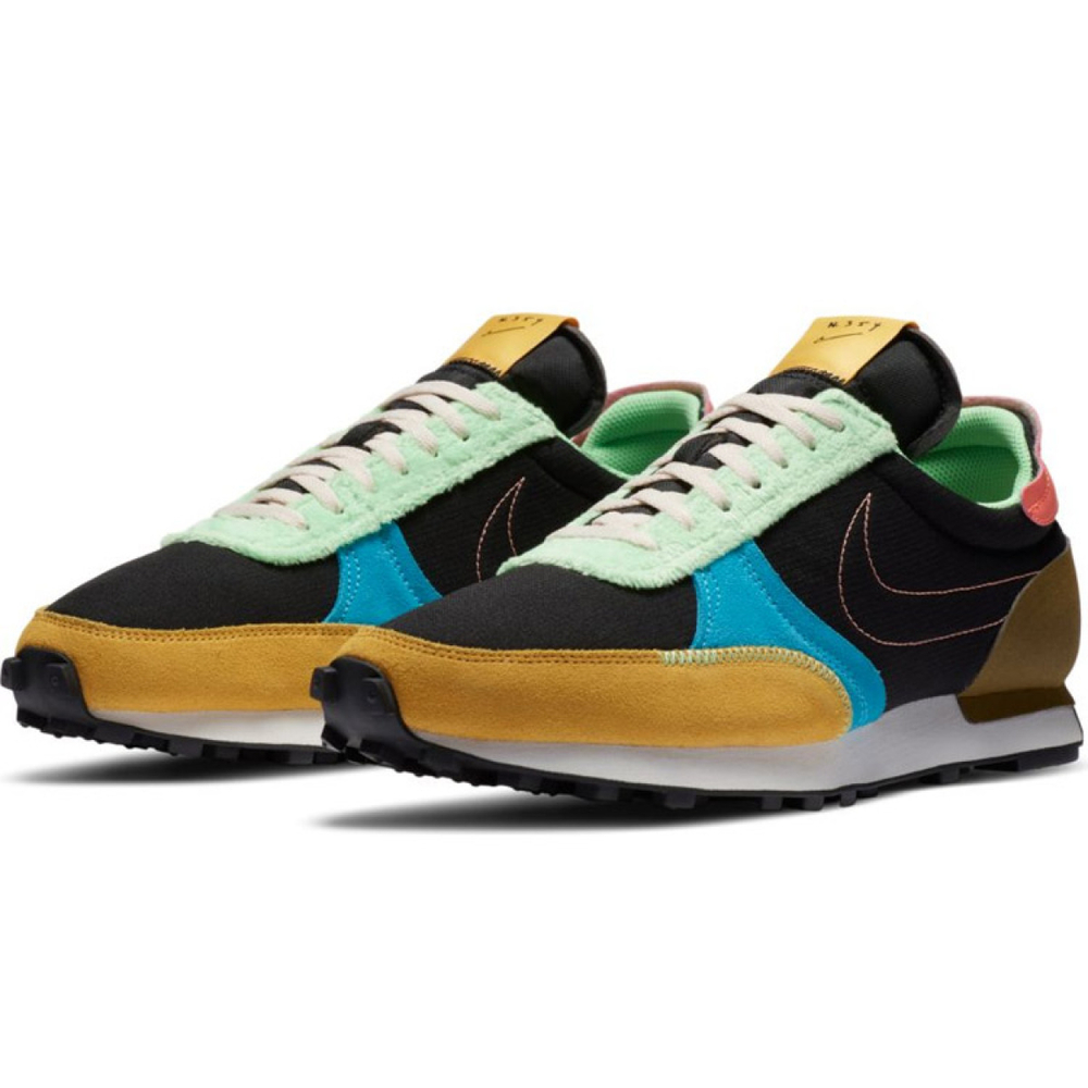 Nike Daybreak Type