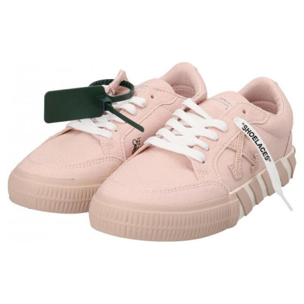 OFF-WHITE