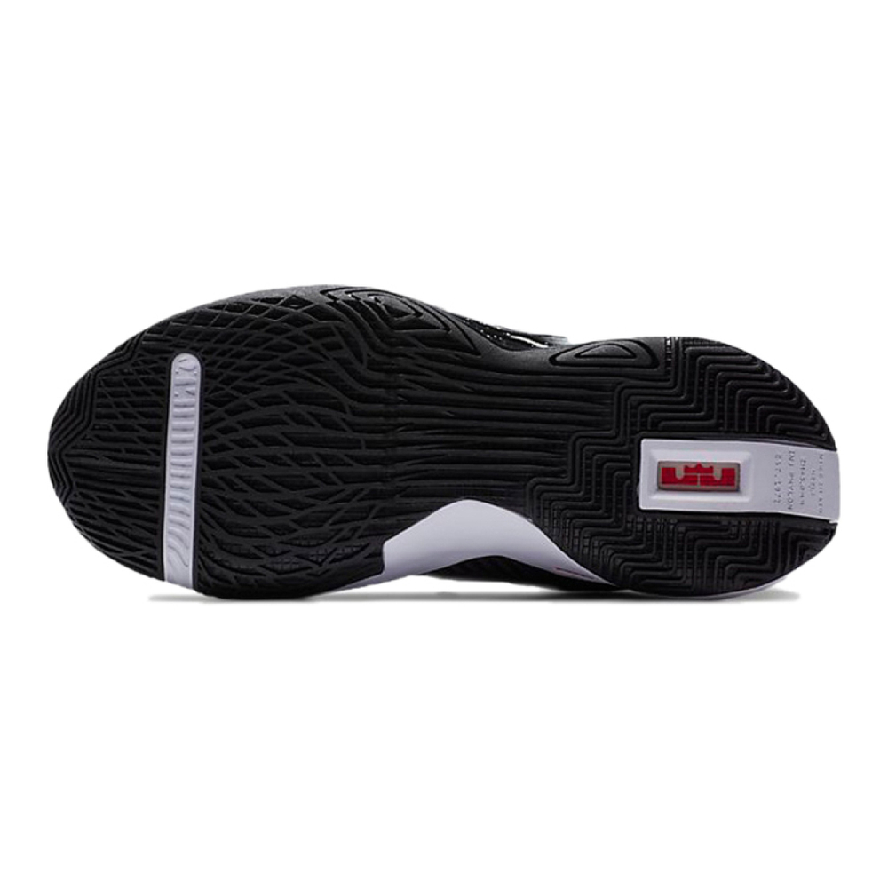 Nike zoom soldier 14
