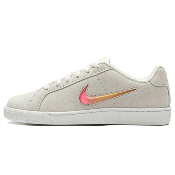 Nike Court Royale