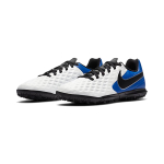 Nike Tiempo Legend 8 Club TF