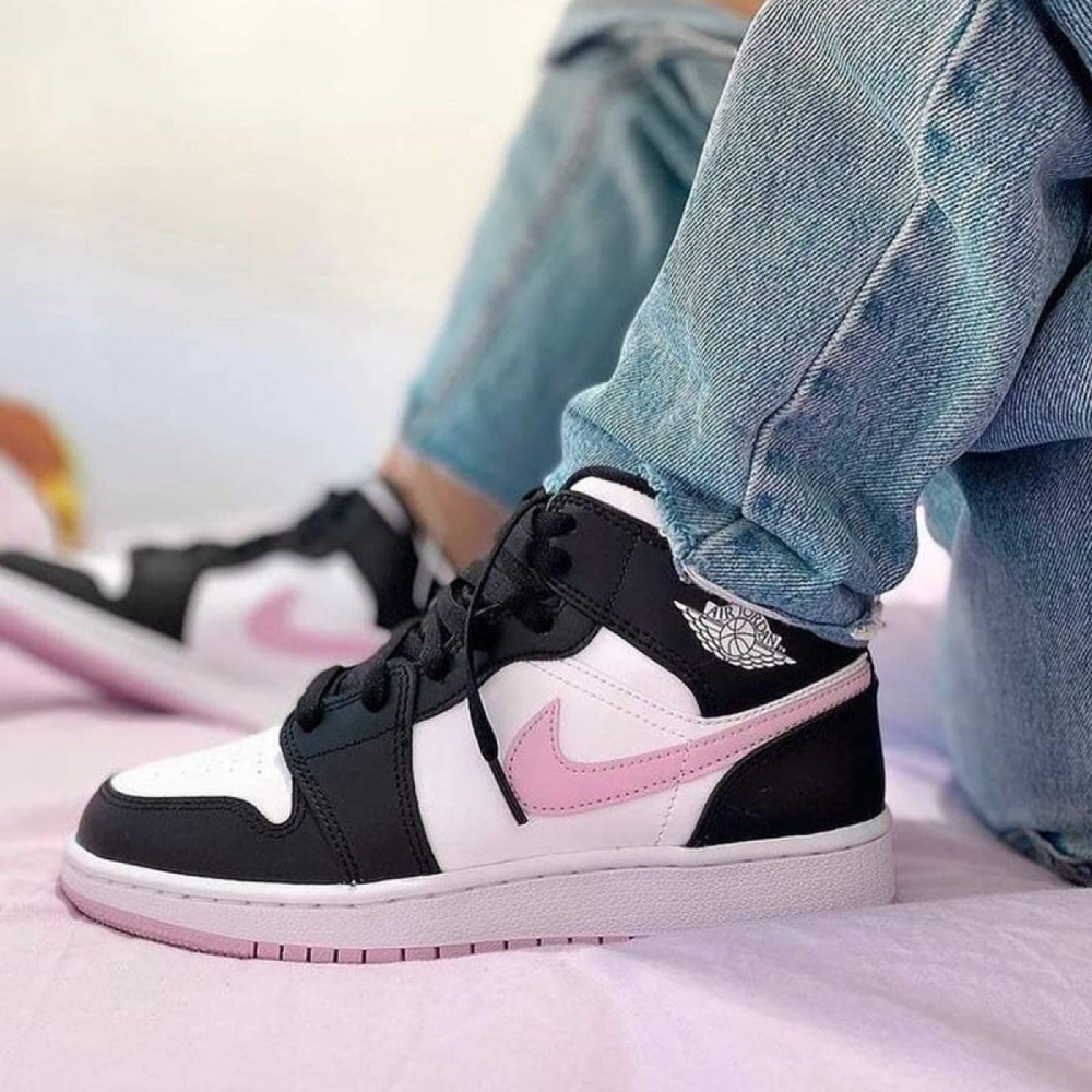 Jordan Air Jordan 1 Mid