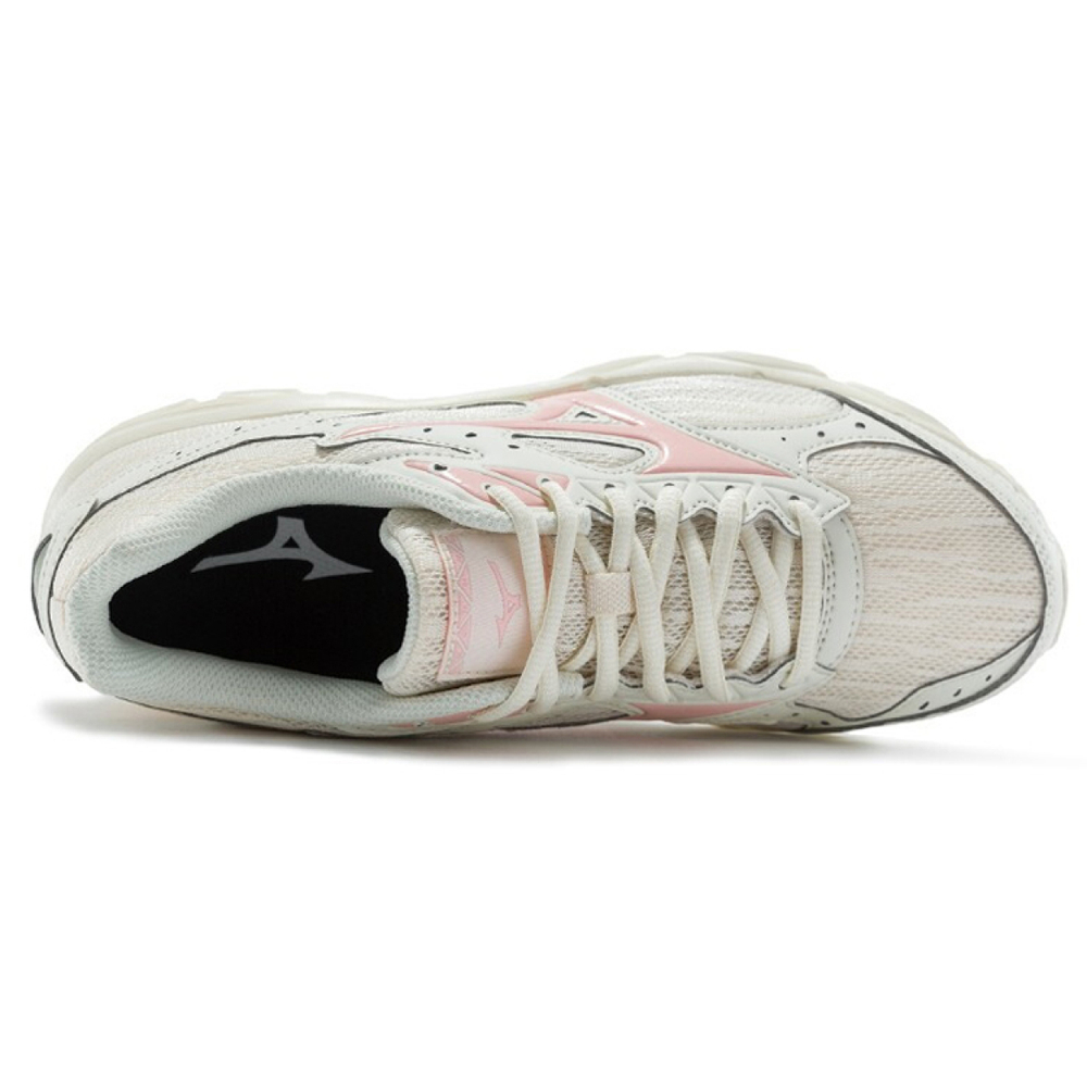 Mizuno Spark 3