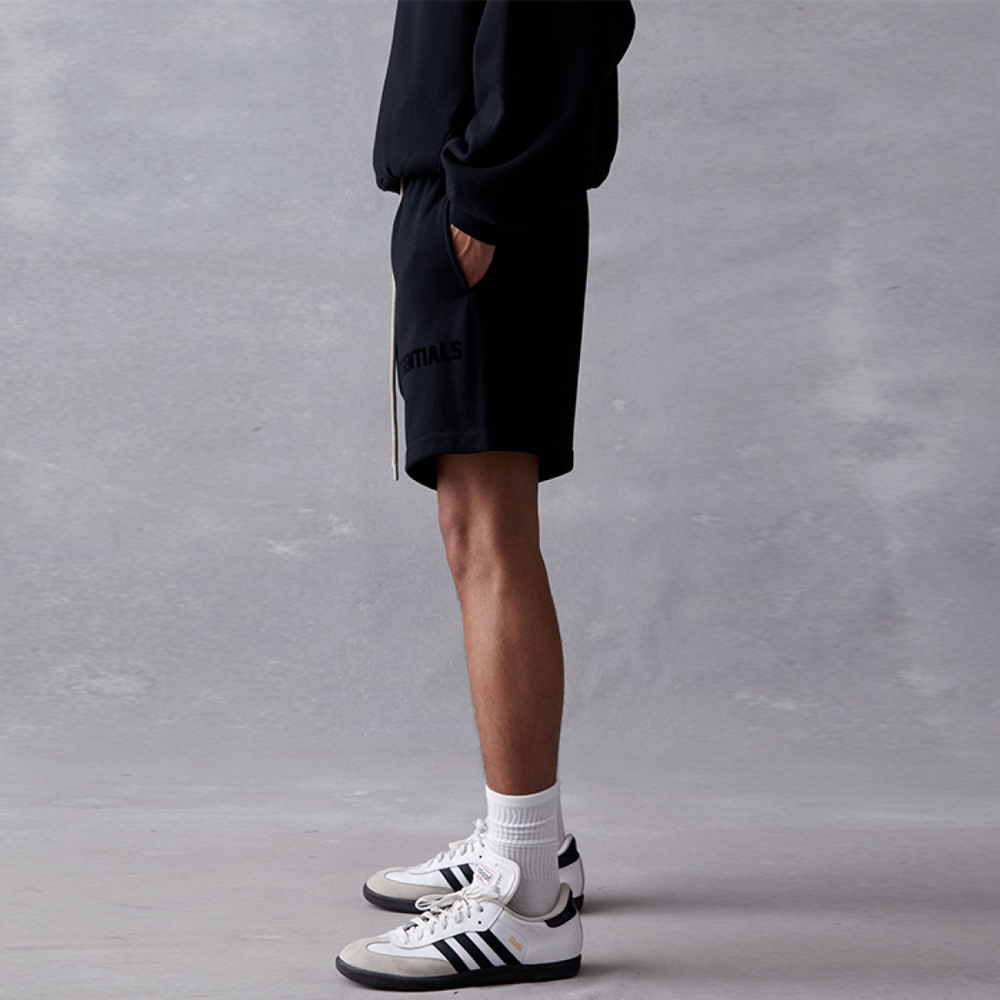 23 Fear of God Essentials SS23 Sweatshort Essentials Cor Jet Black