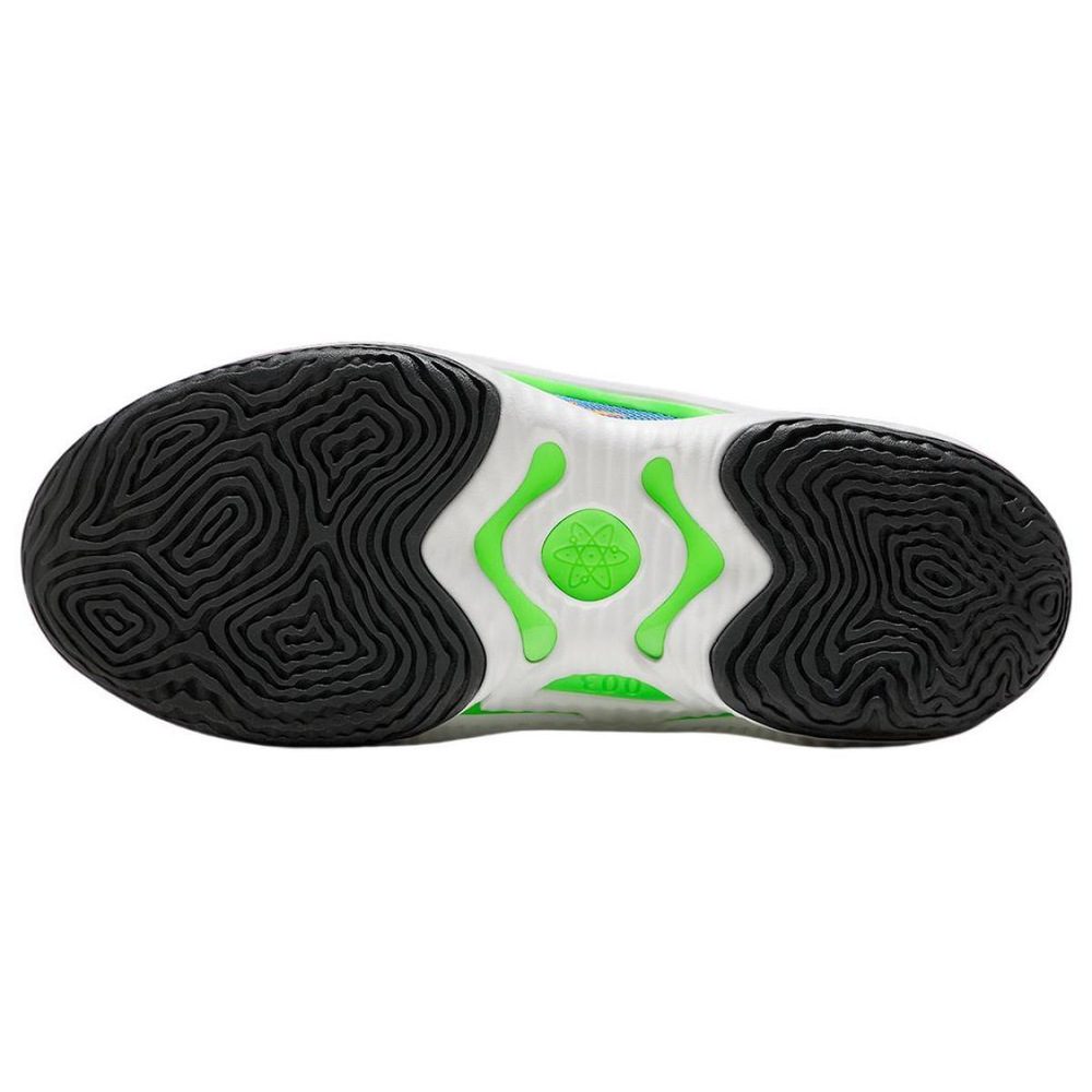 Nike Cosmic Unity 3