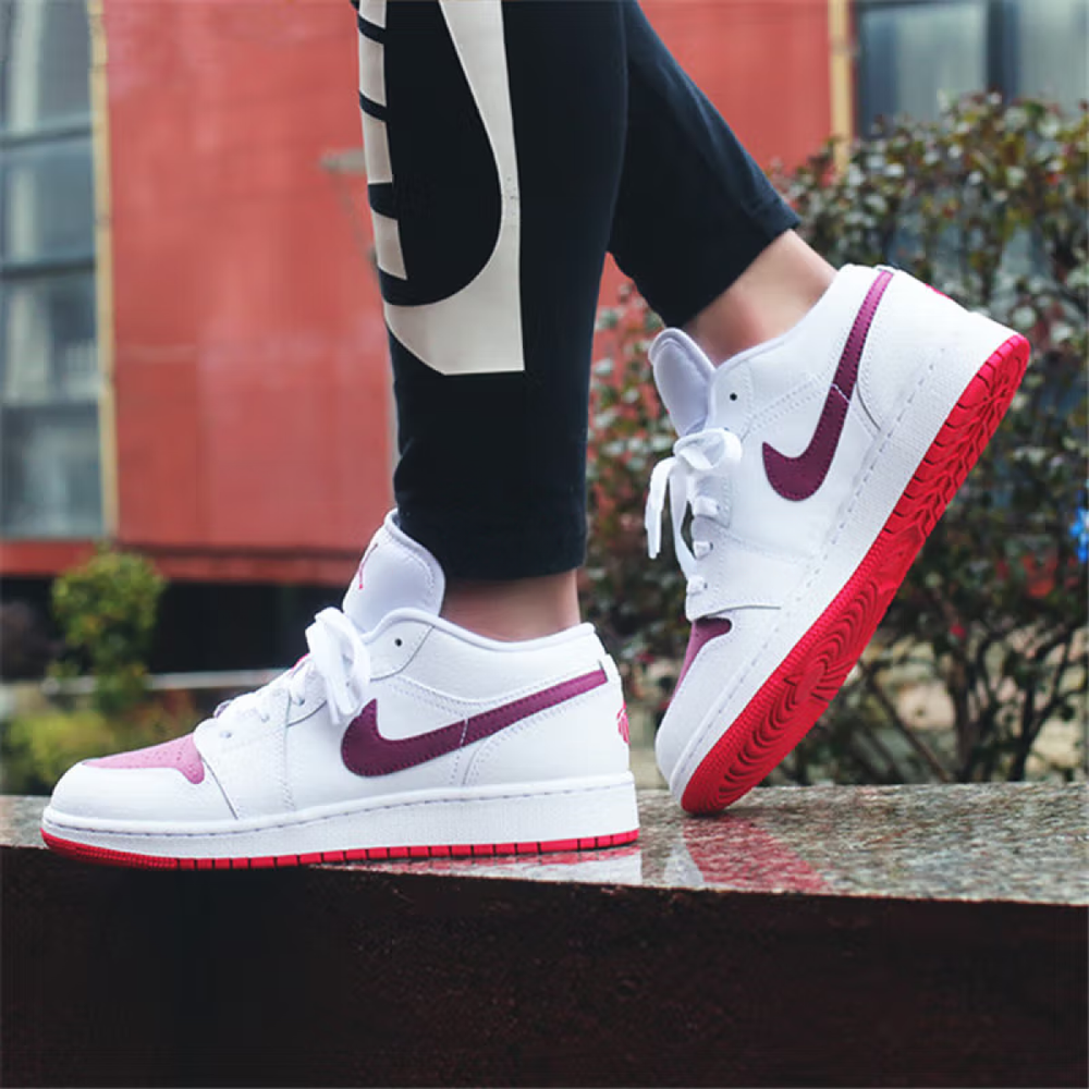 Jordan Air Jordan 1 Low Valentine's Day
