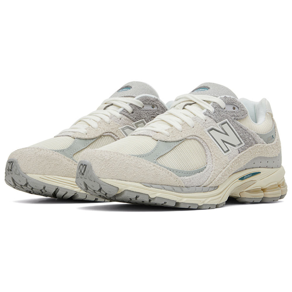 New Balance NB 2002R