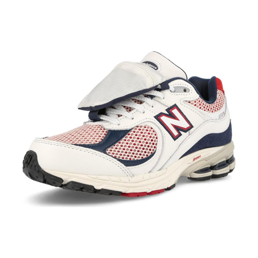 New Balance NB 2002R