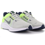 Nike Quest 4