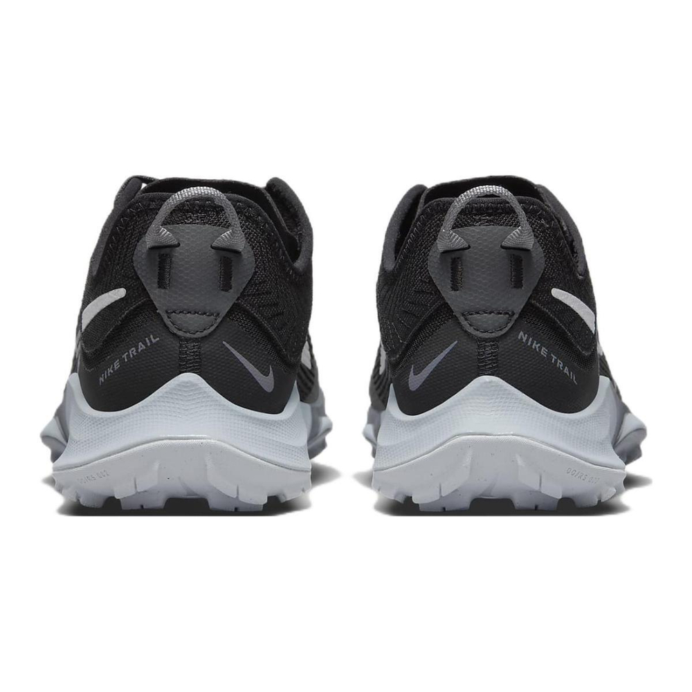 Nike Air Zoom Terra Kiger 8