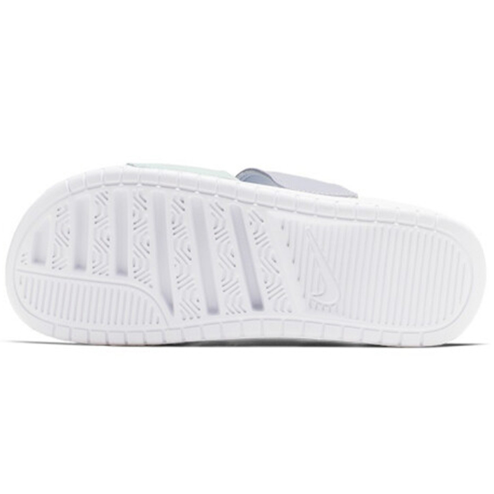 Nike Benassi