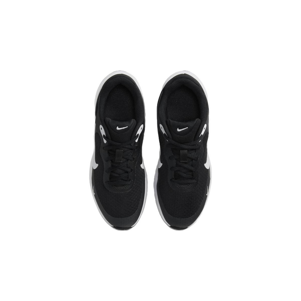 Nike REVOLUTION 7