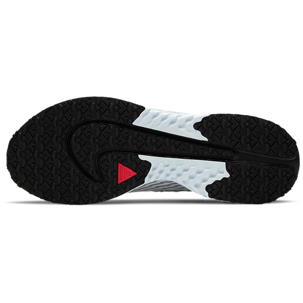 Nike Legend React 3 Shield