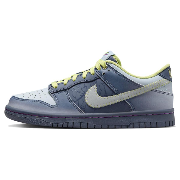 Nike Dunk "Halloween"