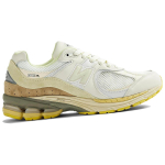 AURALEE x New Balance NB 2002R