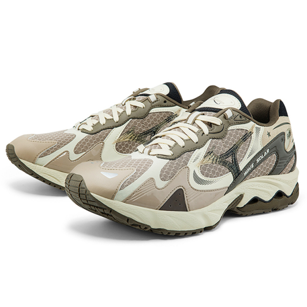 Mizuno Wave Solar