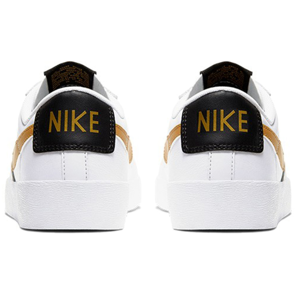 Nike Blazer LE
