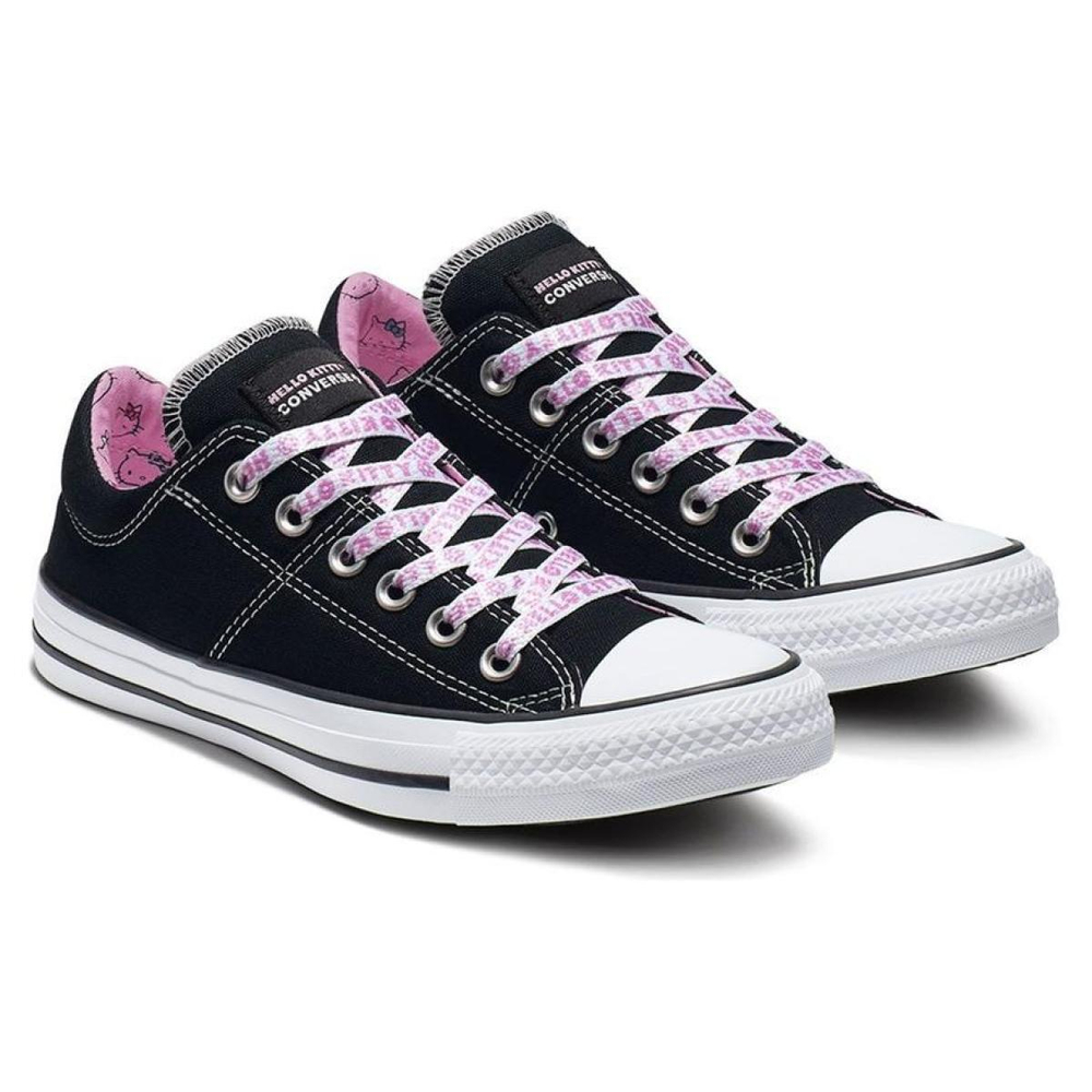 Hello Kitty/ x Converse Chuck Taylor All Star