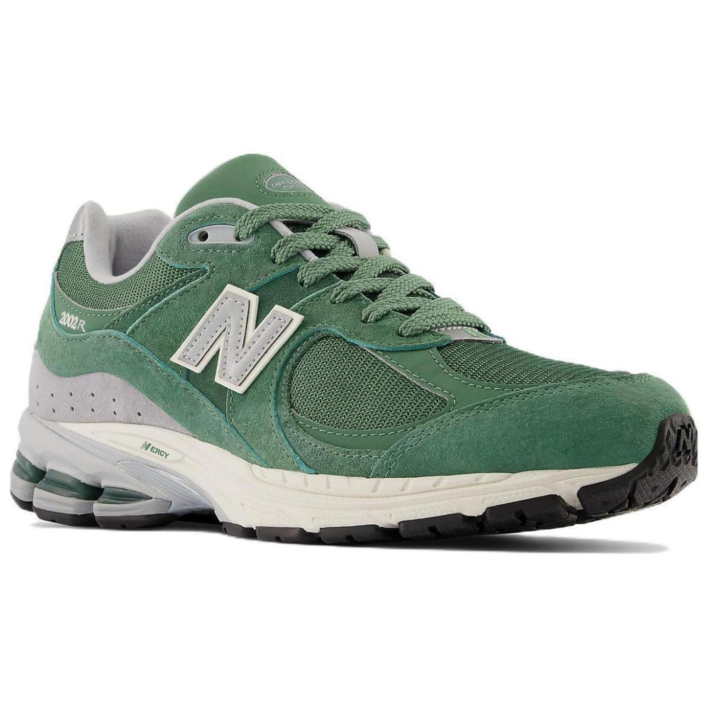 New Balance NB 2002R ·
