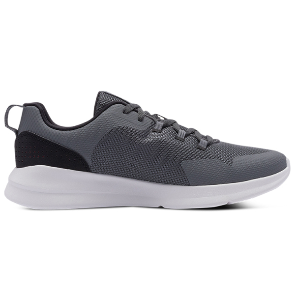 Under Armour Essential-
