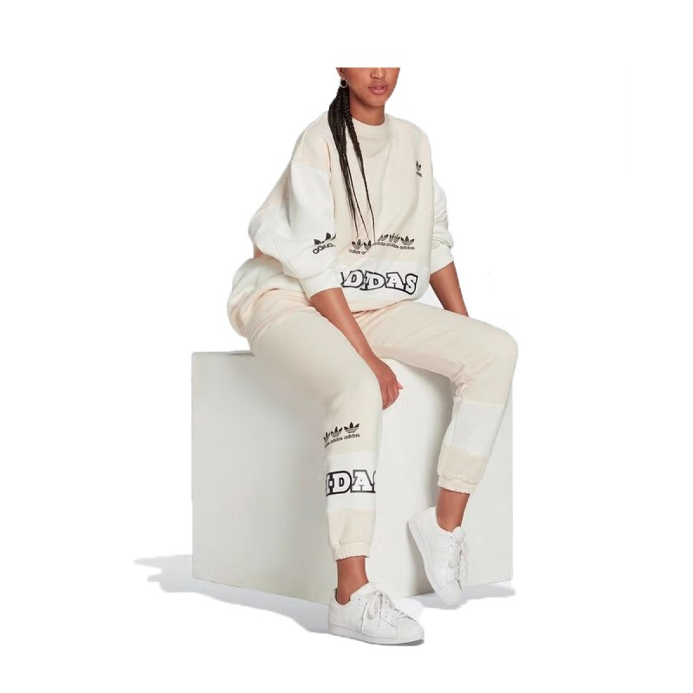 Adidas originals Logo