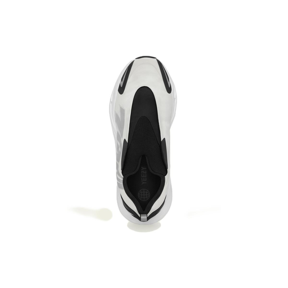 Adidas originals Yeezy Boost 700 MNVN