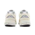 New Balance NB 2002R